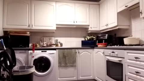 Calvin Secret  online show from February 7, 1:35 am