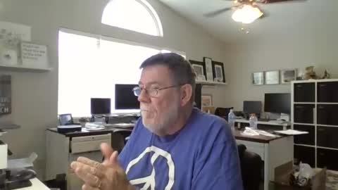 happyguy724 online show from June 10, 6:08 pm