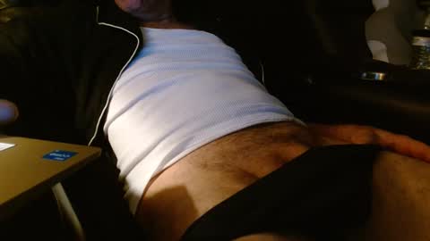 Snapshot of happyhogan1 chatting on January 5, 11:37 am Jhonassmann12 online show from January 5, 11:37 am