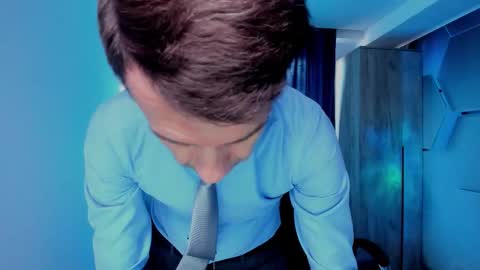 Snapshot of hard_and_juici chatting on October 21, 1:25 pm Steve online show from October 21, 1:25 pm