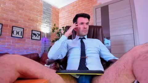 Snapshot of hard_and_juici chatting on March 4, 12:22 pm Steve online show from March 4, 12:22 pm