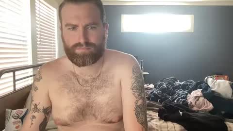 Snapshot of hard_irishman chatting on March 2, 8:25 pm Zach online show from March 2, 8:25 pm