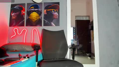 Snapshot of hardboy_latin chatting on September 18, 2:46 am hardboy_latin online show from September 18, 2:46 am