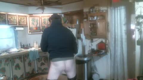 Snapshot of hardinhand44 chatting on February 8, 8:10 pm john nobles online show from February 8, 8:10 pm