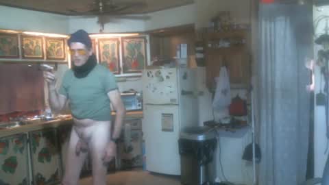 Snapshot of hardinhand44 chatting on December 19, 7:18 pm john nobles online show from December 19, 7:18 pm
