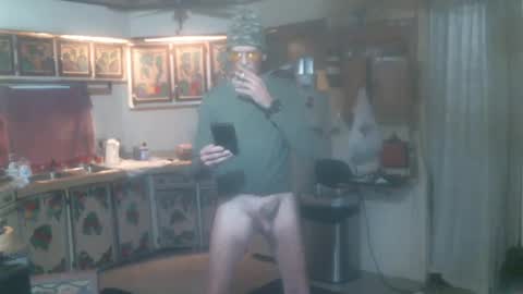 Snapshot of hardinhand44 chatting on December 4, 9:02 pm john nobles online show from December 4, 9:02 pm