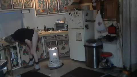 Snapshot of hardinhand44 chatting on March 8, 11:18 pm john nobles online show from March 8, 11:18 pm