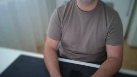 Luca Velour online show from November 7, 11:02 am