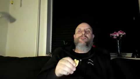 MrLazy online show from April 7, 10:10 pm