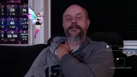 Snapshot of hardmrlazy chatting on October 12, 7:19 pm MrLazy online show from October 12, 7:19 pm