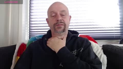 Snapshot of hardmrlazy chatting on January 8, 12:26 pm MrLazy online show from January 8, 12:26 pm