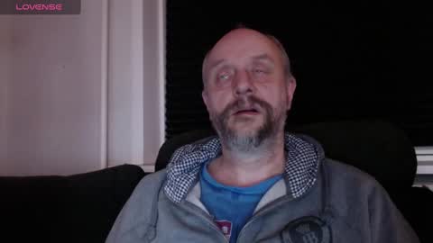 Snapshot of hardmrlazy chatting on March 1, 6:43 pm MrLazy online show from March 1, 6:43 pm