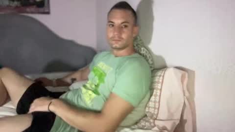 Snapshot of hardnstyle chatting on September 14, 3:25 pm HARD AND STYLE online show from September 14, 3:25 pm
