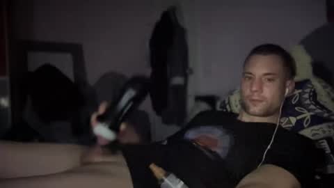 Snapshot of hardnstyle chatting on February 14, 4:58 am HARD AND STYLE online show from February 14, 4:58 am