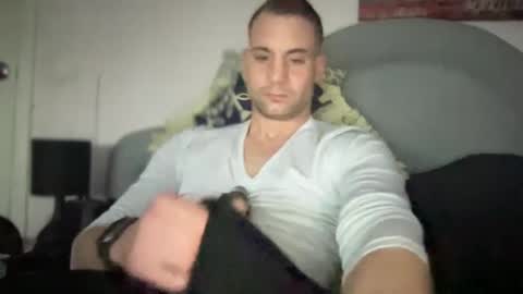 Snapshot of hardnstyle chatting on February 10, 4:36 pm HARD AND STYLE online show from February 10, 4:36 pm