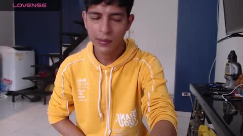 Snapshot of hardsexlove08 chatting on February 16, 7:27 pm Andres Dean online show from February 16, 7:27 pm