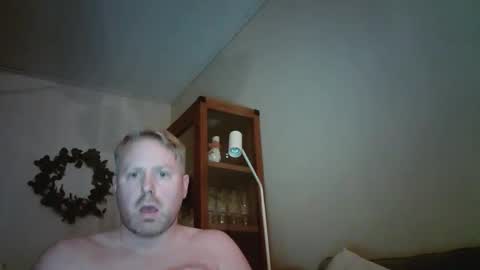 hardswedishboy online show from March 30, 8:32 pm