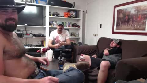 Snapshot of hardworkertn chatting on October 19, 12:26 am hardworkertn online show from October 19, 12:26 am