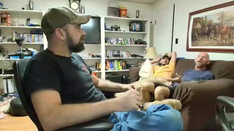 Snapshot of hardworkertn chatting on October 22, 1:53 am hardworkertn online show from October 22, 1:53 am