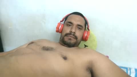 Snapshot of harpechediaz chatting on October 4, 5:51 pm ricardo online show from October 4, 5:51 pm