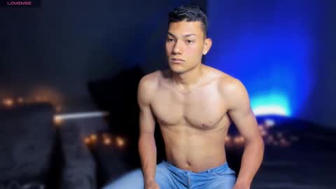 Snapshot of harrydavidsonx chatting on February 22, 2:16 pm ... online show from February 22, 2:16 pm