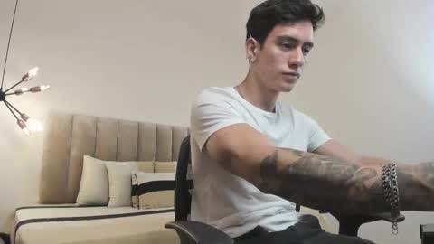 Harry Jones online show from March 11, 6:08 pm