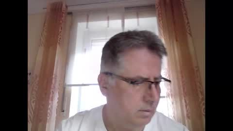 Snapshot of hartl67 chatting on December 22, 10:49 am hartl67 online show from December 22, 10:49 am