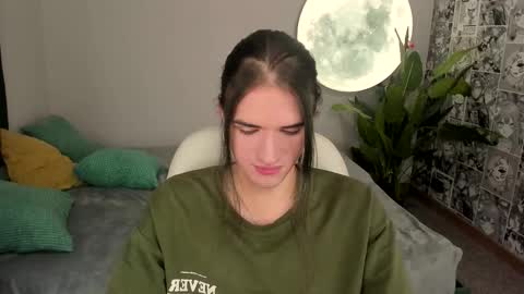 harvey_hair online show from November 29, 5:04 pm