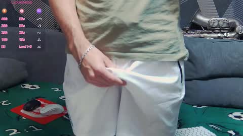 Snapshot of harvey_ren chatting on October 14, 8:49 pm Harvey online show from October 14, 8:49 pm