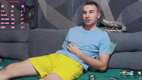 Snapshot of harvey_ren chatting on October 20, 9:30 pm Harvey online show from October 20, 9:30 pm