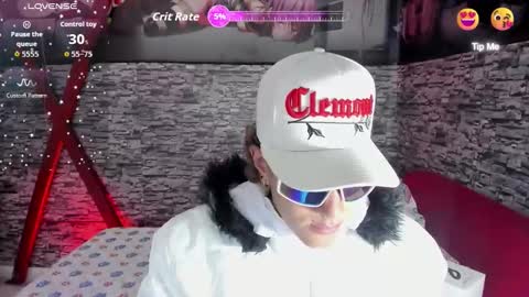 Hayen Boy online show from December 18, 4:19 am