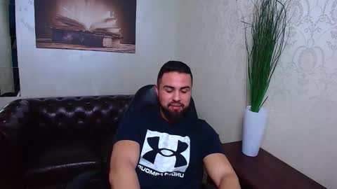 HayesWood online show from February 2, 6:23 am