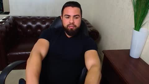 HayesWood online show from January 17, 6:05 am