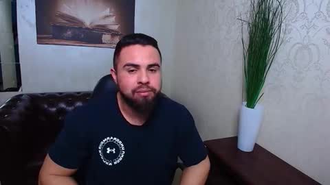 HayesWood online show from February 3, 6:40 am