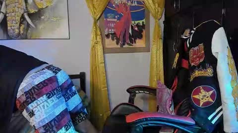 Snapshot of hazbinstudio chatting on September 27, 1:47 am hazbinstudio online show from September 27, 1:47 am