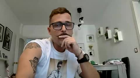 haze_john online show from May 6, 4:51 pm