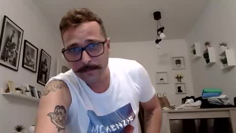 haze_john online show from April 25, 9:34 pm