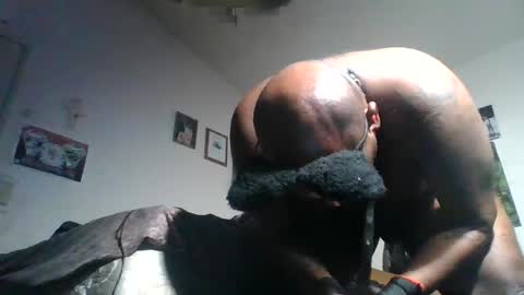 Snapshot of hbdj2164 chatting on October 4, 8:08 am hbdj2164 online show from October 4, 8:08 am