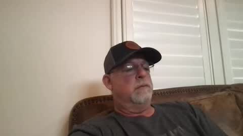 Hdeuce22 online show from December 18, 5:42 pm