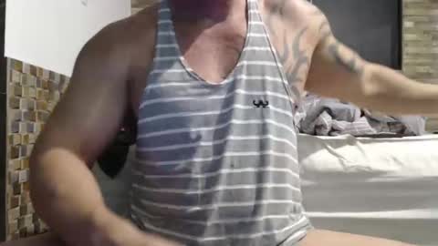 Snapshot of healedcarioca chatting on October 20, 11:52 pm Brazilian bigdick online show from October 20, 11:52 pm