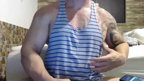 Snapshot of healedcarioca chatting on November 1, 2:04 am Brazilian bigdick online show from November 1, 2:04 am