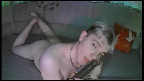 Justin online show from March 10, 11:33 pm