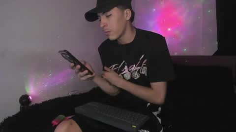 heellboy_ online show from May 23, 2:28 am