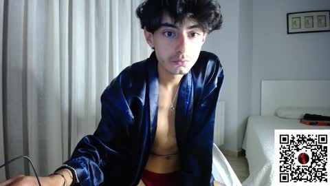 hefestion_ online show from November 15, 2:52 pm