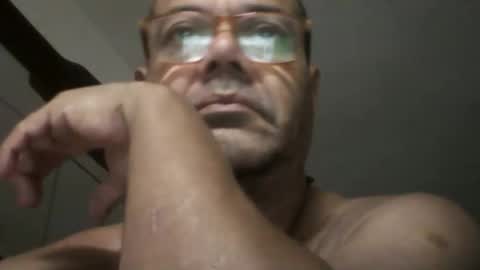 Snapshot of heistt chatting on September 30, 12:39 am Heist Stein online show from September 30, 12:39 am