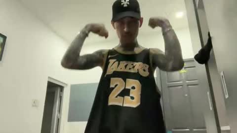 hellacozy online show from November 2, 6:01 pm