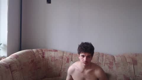 Snapshot of hellish_sugar chatting on January 29, 7:36 am Remy online show from January 29, 7:36 am