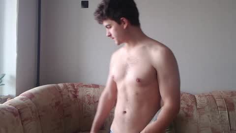 Snapshot of hellish_sugar chatting on February 4, 7:29 am Remy online show from February 4, 7:29 am