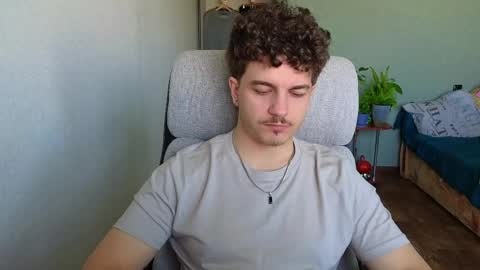 Remy online show from April 28, 7:02 am