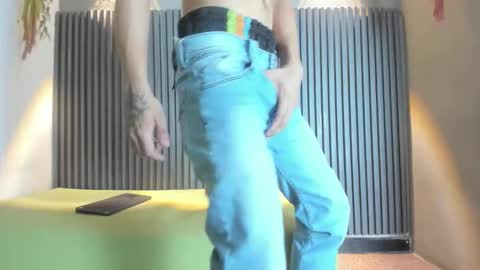 Henry online show from February 27, 7:46 pm